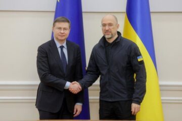 DM Shmyhal discusses Ukraine role in European security with EU commissioner