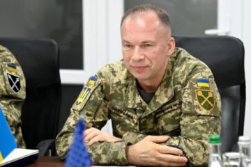CinC Syrskyi discusses frontline situation with NATO Supreme Allied Commander Europe
