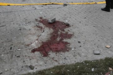 Man killed in air strike on Kherson