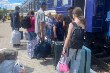 Mandatory evacuation begins in five more settlements in Donetsk region