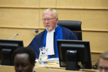 Former ICC judge: Negotiations in Alaska without Ukraine are alarming sign