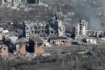 Russia continues daily assaults on ruined Vovchansk without success — military spox