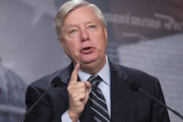 Senator Graham: War could end before Christmas if Trump, Zelensky, and Putin meet