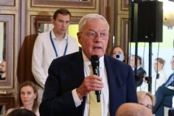 Keith Kellogg is going to Ukraine