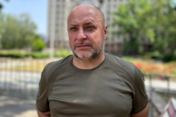 Russia destroying settlements near Kakhovka Dam with rockets to create foothold – Voloshyn