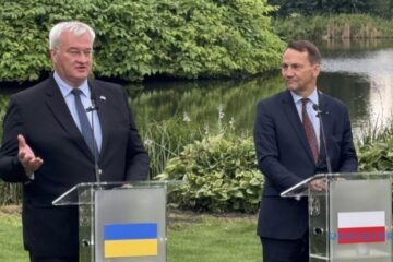 Sybiha and Sikorski discuss defense cooperation and joint ventures