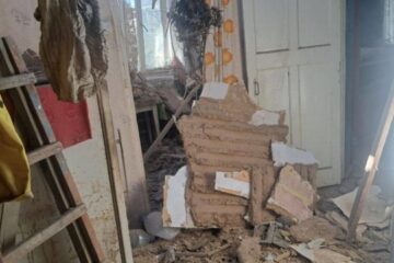 Enemy attacks Nikopol district: Homes and agricultural company damaged