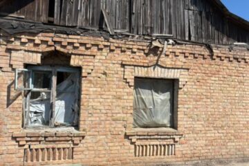 Russia strikes Nikopol district with artillery, FPV drones, causing damage