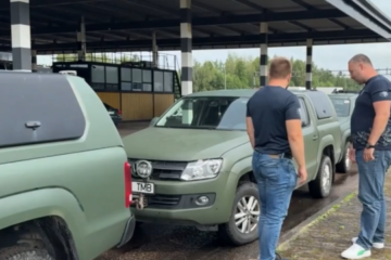 Estonia donates 22 police cars to Ukraine