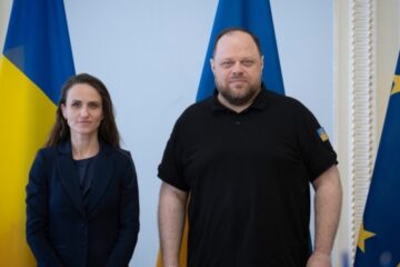 Ukrainian, Romanian FMs discuss unblocking Ukraine-EU accession talks