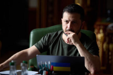 Ukraine ready for real peace decisions but will not cede land to invaders, says Zelensky