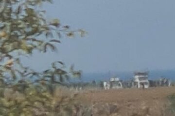 Guerrillas in Crimea reconnoiter radar positions at Kacha Airfield
