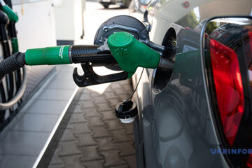 Expert: Fuel prices in Ukraine return to pre-holiday levels