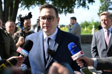Czech Foreign Minister arrives in Ukraine
