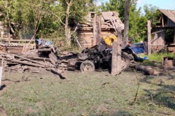 Russians shell Sumy region community, wounding woman