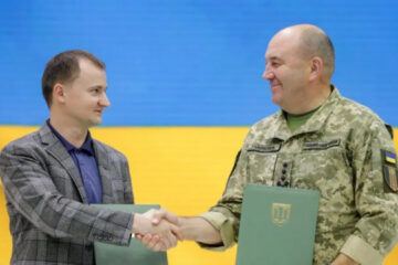 Defense Ministry and Come Back Alive Foundation sign cooperation memorandum