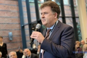 German expert: Ukraine and Europe must not allow Trump to force them into a hastily prepared agreement