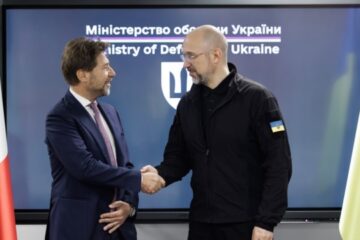 Ukrainian defense minister, Italian ambassador discuss launch of major industrial projects