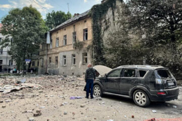 One killed, two injured in Russian attack on Lviv
