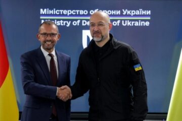 AFU training and frozen Russian assets: Shmyhal meets with Bundestag defense committee chairman