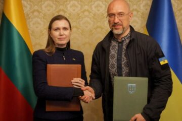 Ukrainian and Lithuanian Defense Ministers sign letter of intent on joint defense production