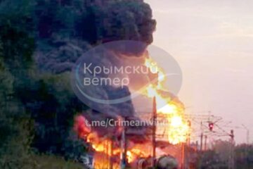 Explosions rock Crimea: railway infrastructure hit