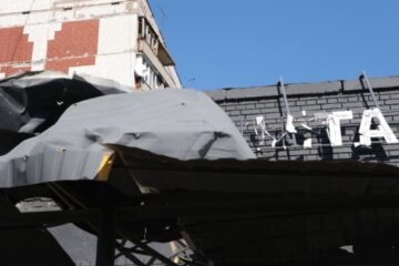 In Kramatorsk, Russian army targets Nova Post office, killing man and injuring child