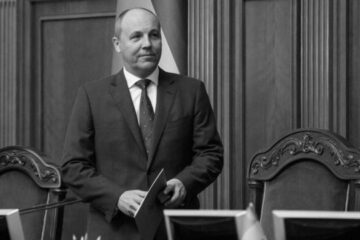 Parubiy shot eight times by man disguised as courier – journalist