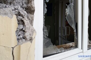 Russian strikes on Kharkiv region leave civilian casualties, damage homes