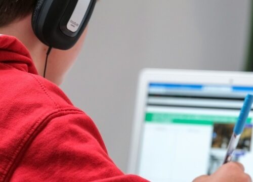 1,500 schools operate entirely online in Ukraine