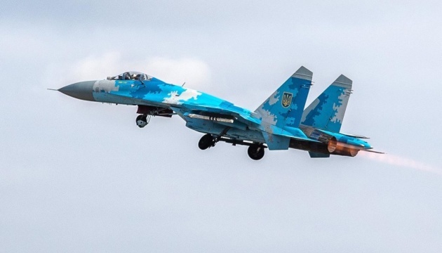 Ukrainian fighter jet shoots down enemy missile in Chernivtsi region