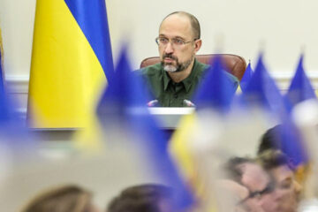 Government discusses military transition to civilian life