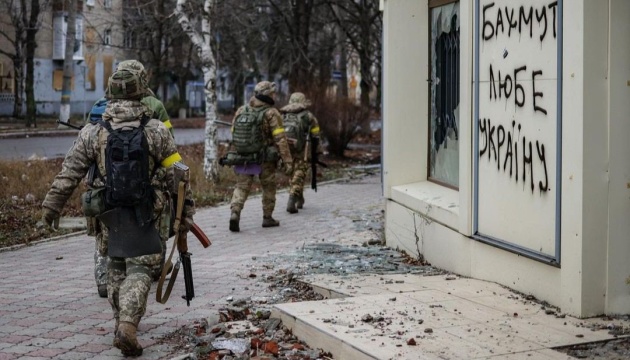 Bild journalists come under Russian fire in Bakhmut