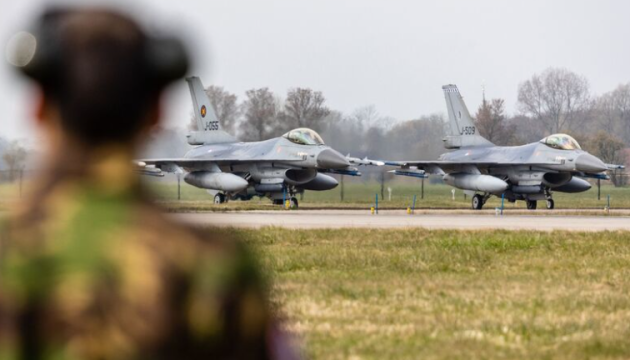 F-16 training for Ukrainian pilots to kick off this summer – Dutch defense chief