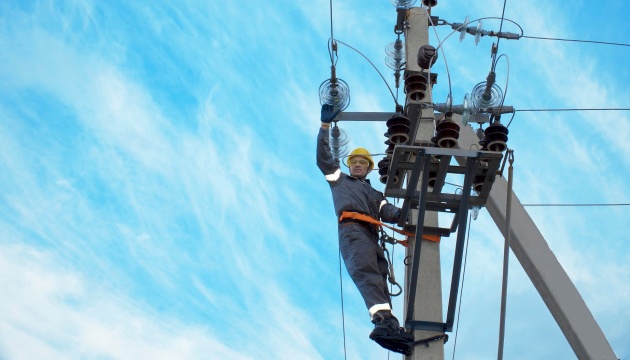 Power engineers return electricity to residents of Rivne region