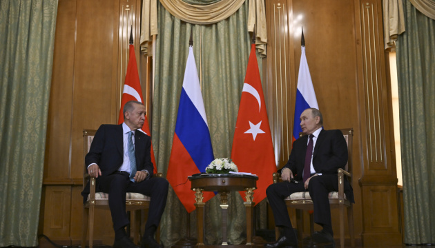 Erdogan, Putin fail to agree on resumption of grain deal